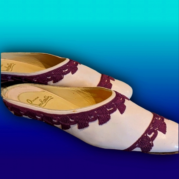 ⚜️ Christian Louboutin Vintage Pink Flats  Size 38 1/2 accepting offers - Picture 1 of 16